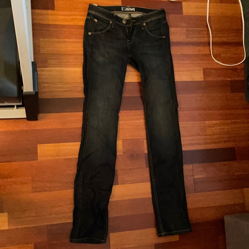 HUDSON BLUE JEANS SIZE 25 like new!